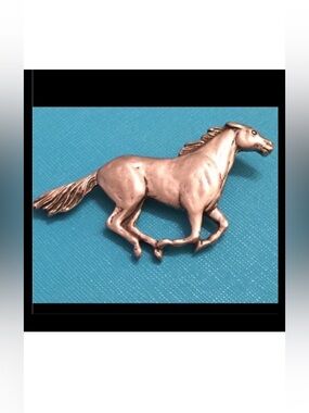 Horse Pin Brooch Pewter Canada